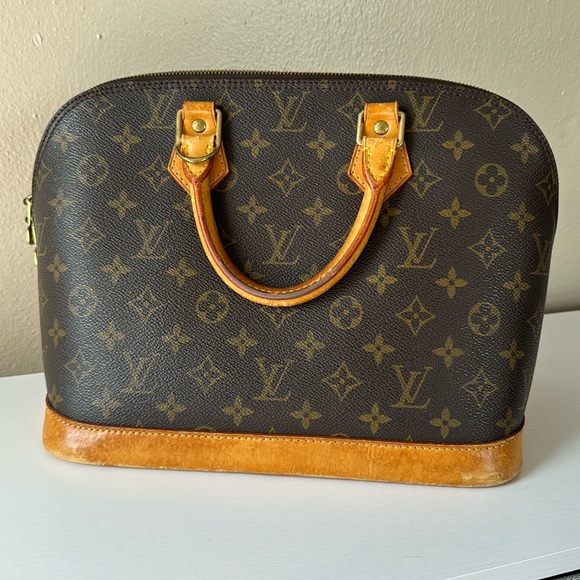 Louis Vuitton Monogram Alma ‘98 - Picture 3 of 10